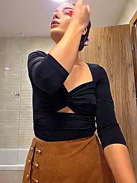 Snapshot of NaughtyChloe chatting on 09-18-25, 06:59 NaughtyChloe online show from 09-18-25, 06:59