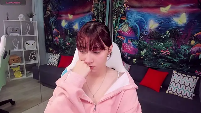 ClaraParks online show from 11-21-25, 06:50