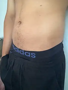 Snapshot of ErickGuz24k chatting on 12-15-25, 10:47 ErickGuz24k online show from 12-15-25, 10:47