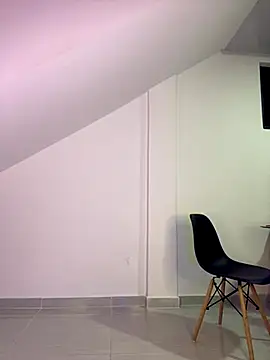 Lily  18 online show from 11-08-25, 03:18