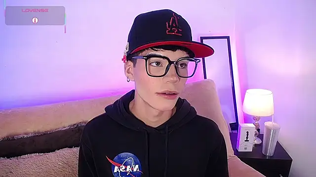 Dulcey  online show from 01-07-26, 04:26