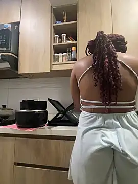  Zahara  online show from 11-14-25, 12:09