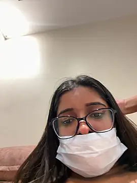 desitease online show from 03-10-26, 06:35