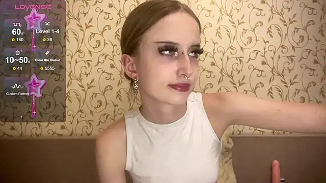 kittywithu online show from 10-04-25, 04:49