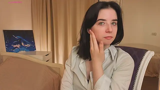 Snapshot of DorisDenmon chatting on 10-25-25, 03:03 DorisDenmon online show from 10-25-25, 03:03