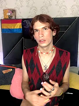 danny rios20 online show from 09-19-25, 03:52