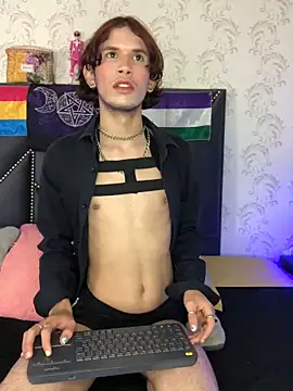 danny rios20 online show from 09-25-25, 03:54