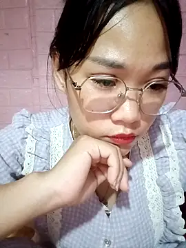 Snapshot of Maimai00 chatting on 10-16-25, 03:40 Maimai00 online show from 10-16-25, 03:40