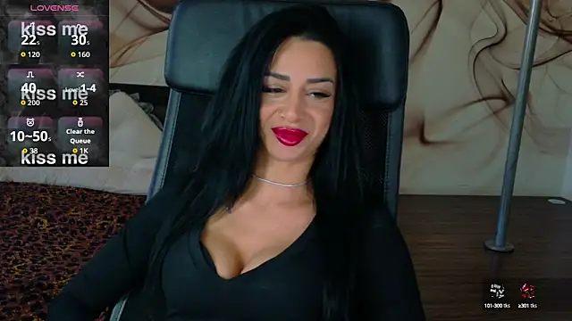 NaomiScarlet online show from 10-11-25, 08:57