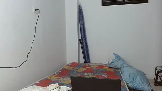 kattaleya 21 online show from 10-17-25, 06:54