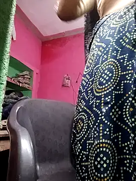 Cutreet online show from 09-08-25, 04:17