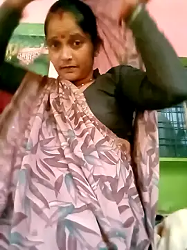 Cutreet online show from 12-14-25, 09:25