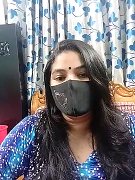 Snapshot of Sofia-0 chatting on 10-04-25, 06:39 Sofia-0 online show from 10-04-25, 06:39