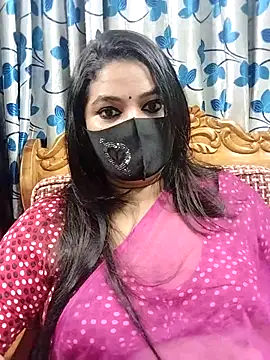 Snapshot of Sofia-0 chatting on 10-06-25, 08:06 Sofia-0 online show from 10-06-25, 08:06