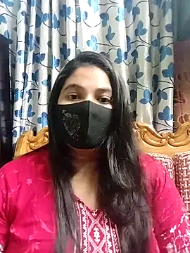 Snapshot of Sofia-0 chatting on 10-12-25, 05:56 Sofia-0 online show from 10-12-25, 05:56