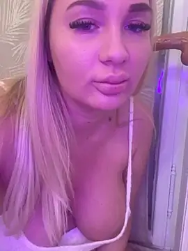 NellyExtraa online show from 10-02-25, 11:12