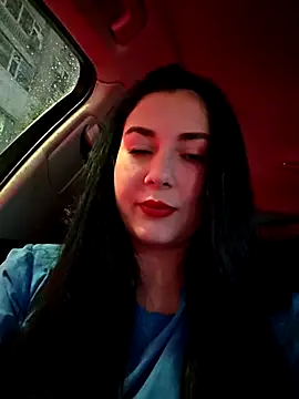 Snapshot of SaraViss20 chatting on 10-14-25, 06:52 SaraViss20 online show from 10-14-25, 06:52