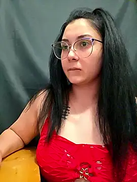 Snapshot of SaraViss20 chatting on 01-08-26, 07:16 SaraViss20 online show from 01-08-26, 07:16