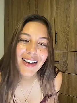 Snapshot of Emmy_Meadows chatting on 05-15-26, 11:23 Emmy Meadows online show from 05-15-26, 11:23