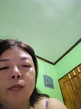 allesandra11 online show from 12-18-25, 06:47