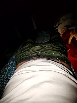 Snapshot of arsh_couple chatting on 09-19-25, 07:36 arsh couple online show from 09-19-25, 07:36