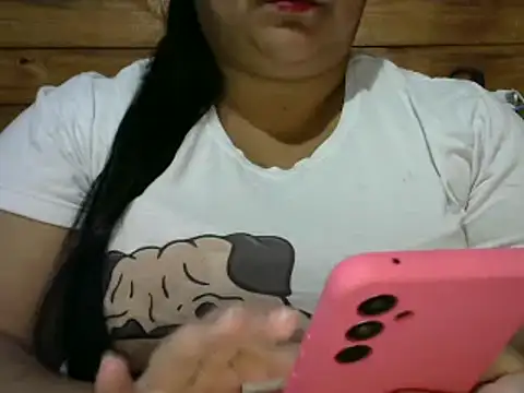 Snapshot of MARRENTINHA34 chatting on 10-10-25, 04:06 MARRENTINHA34 online show from 10-10-25, 04:06