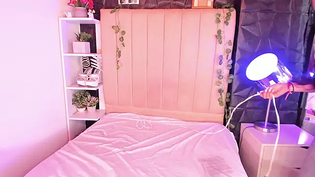 Bonnali lune online show from 02-03-26, 07:52