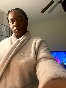 Snapshot of MsSuperWettt chatting on 09-09-25, 06:35 MsSuperWettt online show from 09-09-25, 06:35