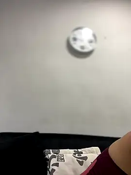 JuanitaMore01 online show from 09-18-25, 04:09