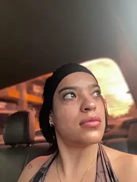 JuanitaMore01 online show from 11-06-25, 10:10