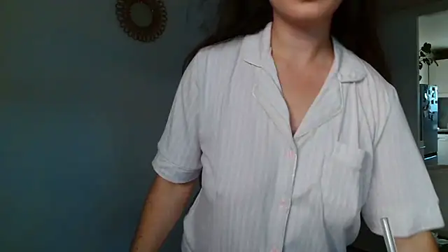 liloush   online show from 10-18-25, 01:23