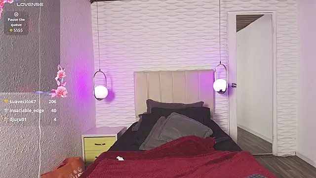 ly lulu online show from 11-10-25, 07:02