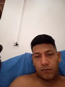 Snapshot of Bidik26 chatting on 11-10-25, 05:28 Bidik26 online show from 11-10-25, 05:28