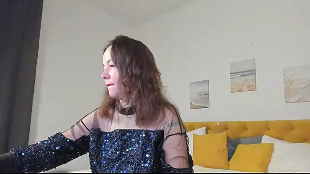 Kira Adler online show from 11-26-25, 01:28