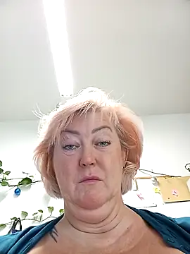 Snapshot of TerezaVelvet chatting on 09-24-25, 09:34 TerezaVelvet online show from 09-24-25, 09:34