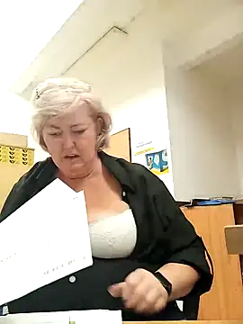 Snapshot of TerezaVelvet chatting on 10-07-25, 09:50 TerezaVelvet online show from 10-07-25, 09:50