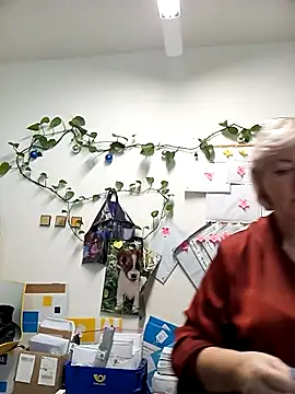 Snapshot of TerezaVelvet chatting on 10-08-25, 09:51 TerezaVelvet online show from 10-08-25, 09:51