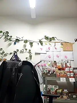 Snapshot of TerezaVelvet chatting on 10-14-25, 05:19 TerezaVelvet online show from 10-14-25, 05:19