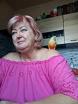 Snapshot of TerezaVelvet chatting on 10-19-25, 09:32 TerezaVelvet online show from 10-19-25, 09:32