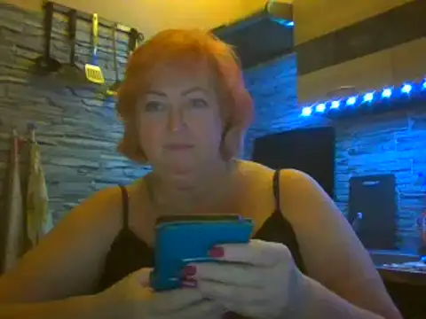 Snapshot of TerezaVelvet chatting on 10-23-25, 07:12 TerezaVelvet online show from 10-23-25, 07:12