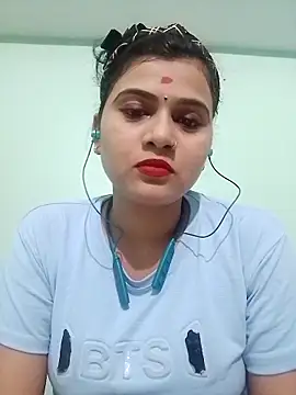 Snapshot of Kavya-Tiwari chatting on 09-10-25, 05:46 Kavya-Tiwari online show from 09-10-25, 05:46
