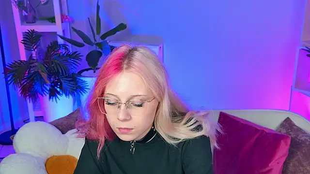 SakuraBliss online show from 10-02-25, 02:24