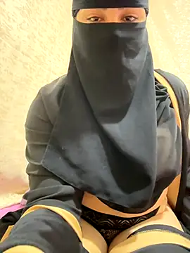  Laiali  online show from 11-04-25, 01:10