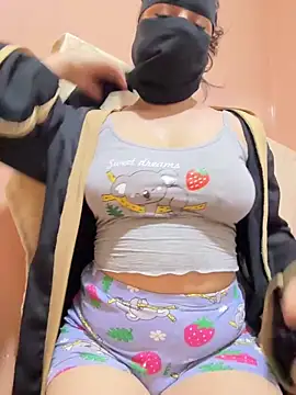  Laiali  online show from 12-15-25, 02:10