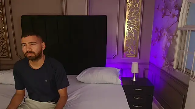 Snapshot of magnus_serket chatting on 11-22-25, 11:20 magnus serket online show from 11-22-25, 11:20