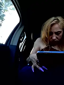 flavi1996 online show from 09-29-25, 09:19