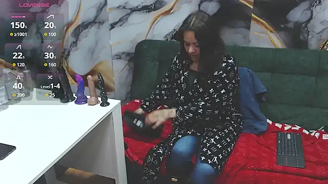  Alicehills33 online show from 10-09-25, 10:46