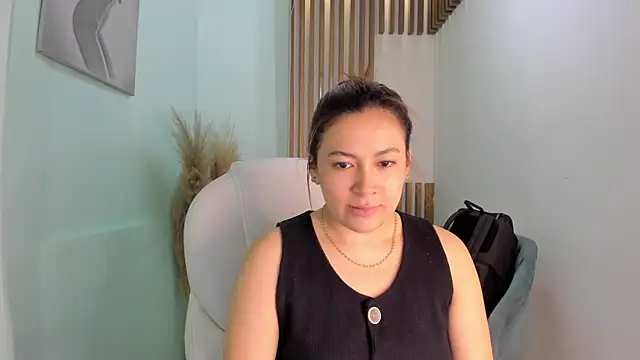 MacarenaRosse online show from 09-11-25, 08:09