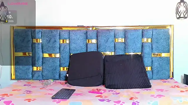 Sammy fox23 online show from 10-21-25, 07:14