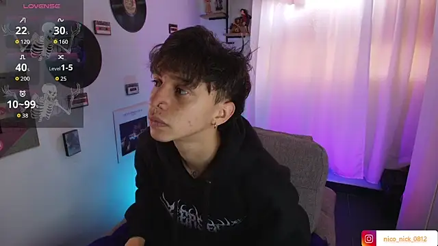 Snapshot of Nick_Bangover_ chatting on 09-08-25, 06:18 Nick Bangover online show from 09-08-25, 06:18